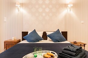 Classy Central Apartment near Acropolis