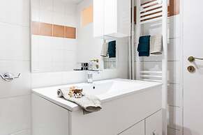 Classy Central Apartment near Acropolis