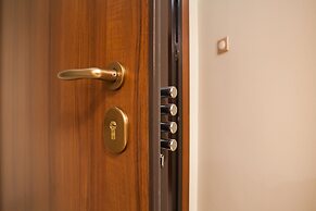 Gold and Blue Luxurious Apartment