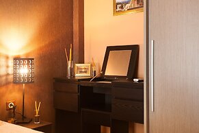 Gold and Blue Luxurious Apartment