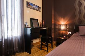 Spacious Safe Apartment Walk Acropolis