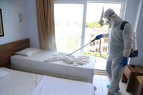 Monna Roza Beach Resort Hotel