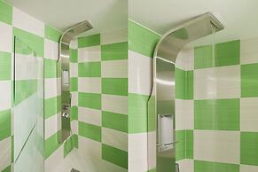 Central Safe Smart Apartment