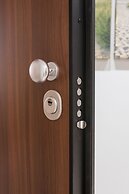 Central Safe Smart Apartment