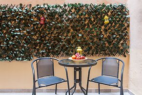 Central Safe Smart Apartment