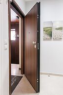 Central Safe Smart Apartment