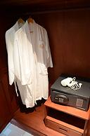 Saksiri Riverside Boutique Hotel