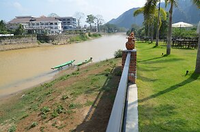 Saksiri Riverside Boutique Hotel