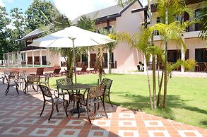 Saksiri Riverside Boutique Hotel