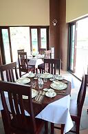 Saksiri Riverside Boutique Hotel