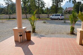 Saksiri Riverside Boutique Hotel