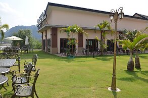 Saksiri Riverside Boutique Hotel