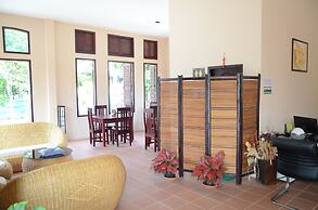 Saksiri Riverside Boutique Hotel