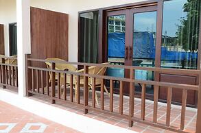 Saksiri Riverside Boutique Hotel