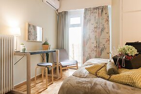 Big Central Metro Station Apartment 1