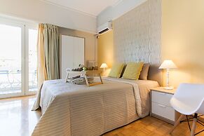 Big Central Metro Station Apartment 1