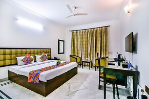 FabHotel Sunshine Residency