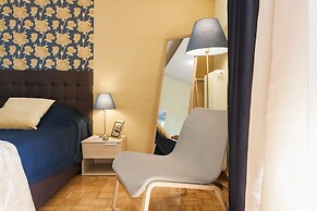 Big Central Metro Station Apartment 2