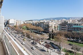 Big Central Metro Station Apartment 2