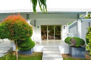 Marina Point Bay Resort