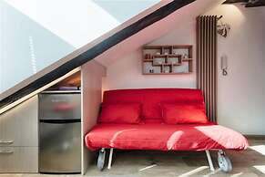 Torino Multifunctional Stylish Studio