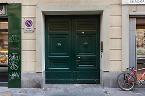 Torino S. Ottavio Chic Style Flat