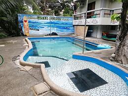Nature Green Forest Resort