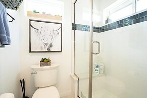 The Tennyson Adventure A Luxury Townhome With Private Balcony