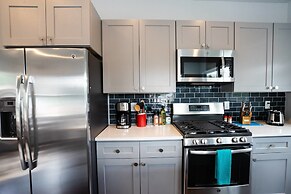 The Tennyson Adventure A Luxury Townhome With Private Balcony