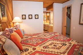 126 Ridgepoint 3 Bedroom Townhouse by RedAwning