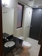 The Cranky Croc Hostel