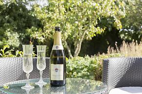 The Pines at Eastleigh - 3 Cottages