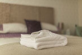 The Pines at Eastleigh - 3 Cottages