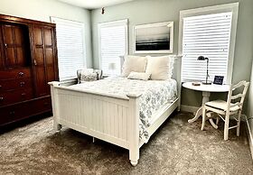 Bay Side 4 Bedroom Home by RedAwning