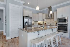 Bay Side 4 Bedroom Home by RedAwning