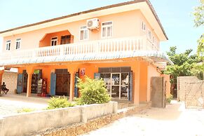 Pwani Vanilla House & Restaurant