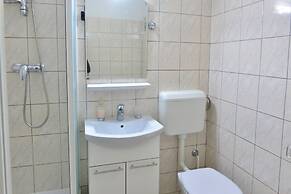 Apt Lavender on Nincevica St-1 BR Apt