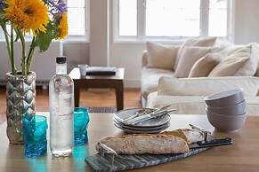 Dream Stays Bath - Queen Street