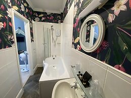 Elm Grove Country House