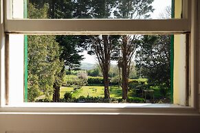 Elm Grove Country House