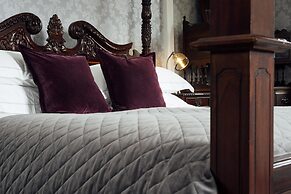 Elm Grove Country House