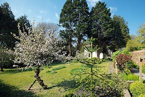 Elm Grove Country House