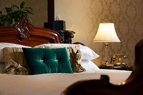 Elm Grove Country House