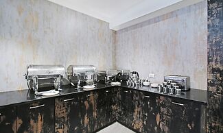 Itsy Hotels Jansi Residency