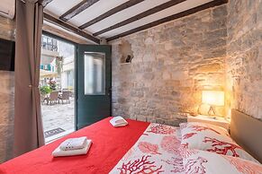 Apartments & Rooms Dujam