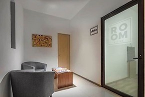 ROOM Hotel & Suites