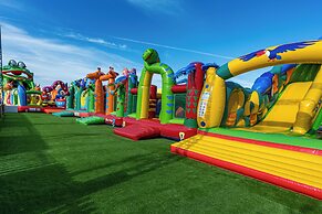 Caretta Paradise Resort & Waterpark