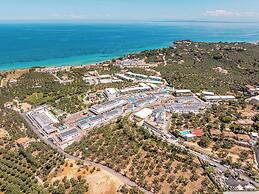 Caretta Paradise Resort & Waterpark