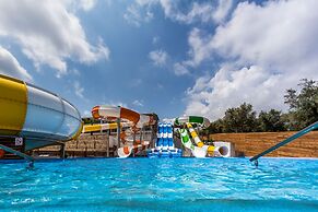 Caretta Paradise Resort & Waterpark