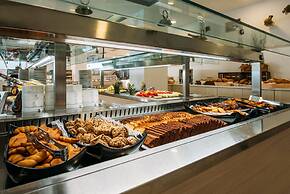 Caretta Paradise Resort & Waterpark